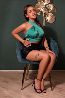 673368428: Chica busca chico en Barcelona