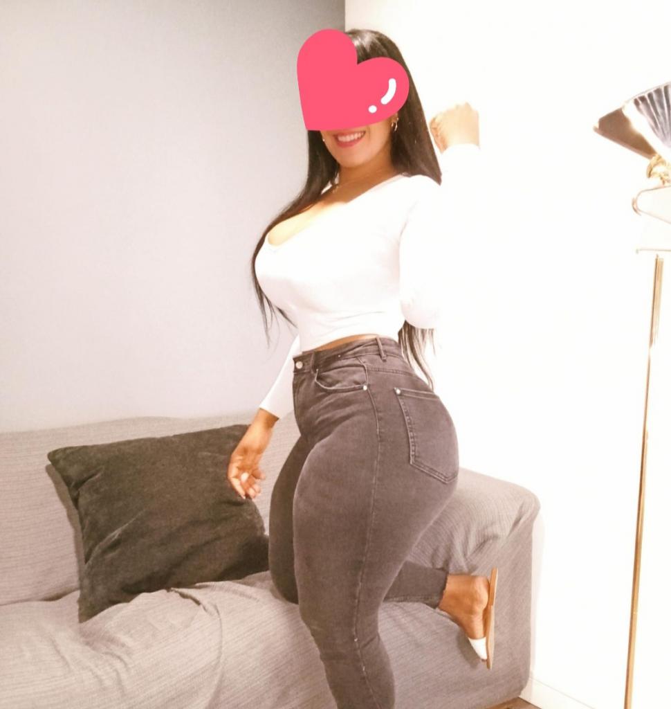 Chica busca chico en Sevilla: 