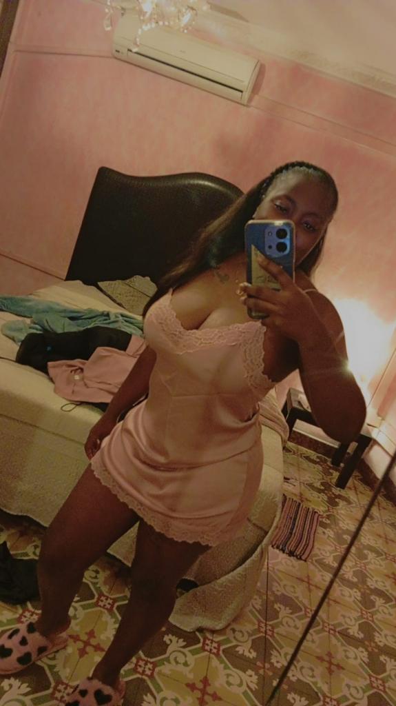 Chica busca chico en Sevilla: 