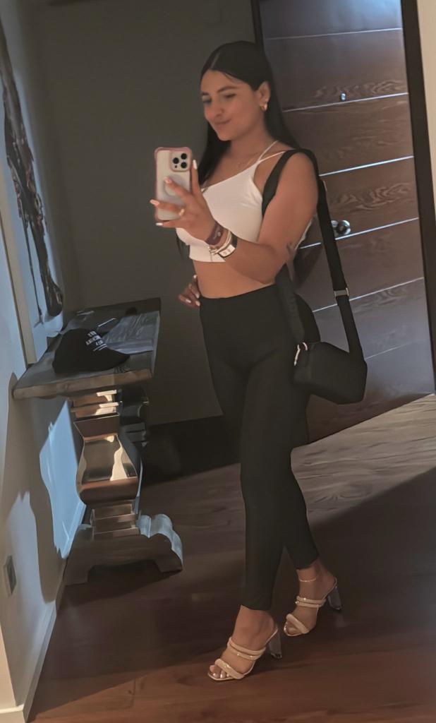 Chica busca chico en Ibiza: 