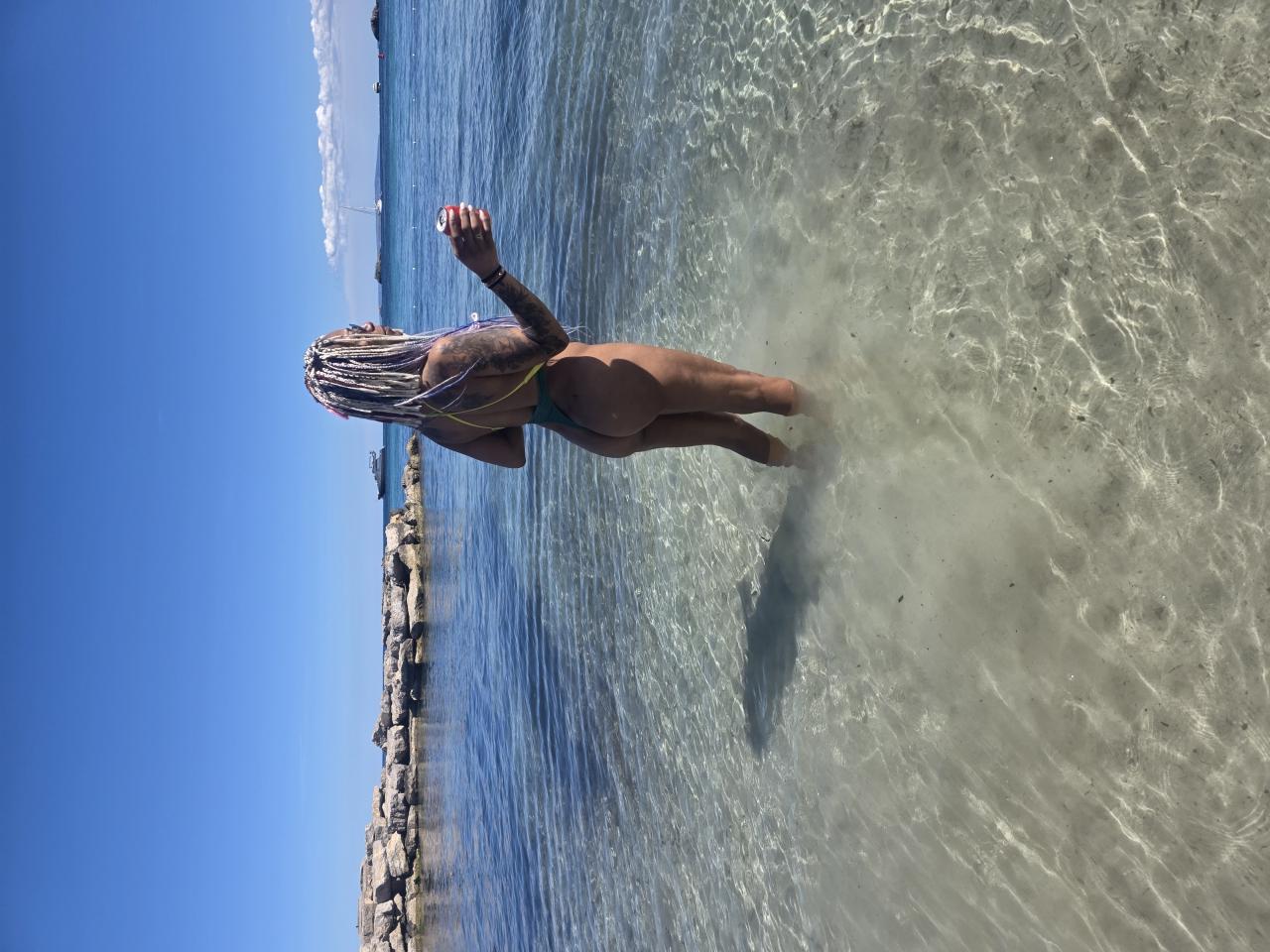 666299210: Chica busca chico en Ibiza
