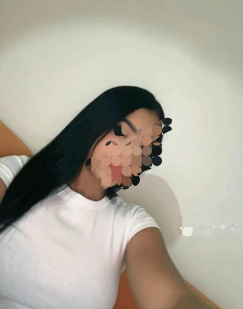 Chica busca chico en Murcia: Chica busca chico