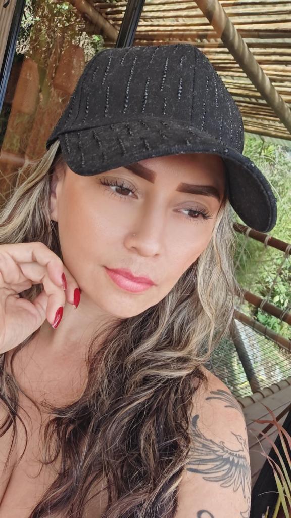 Chica busca chico en Tenerife: 