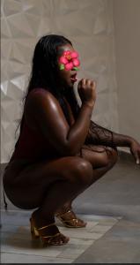 637804570: Chica busca chico en Barcelona