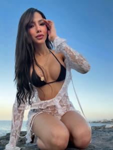 670359342: Chica busca chico en Málaga