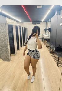 632557862: Chica busca chico en Madrid