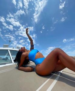 624193290: Chica busca chico en Madrid