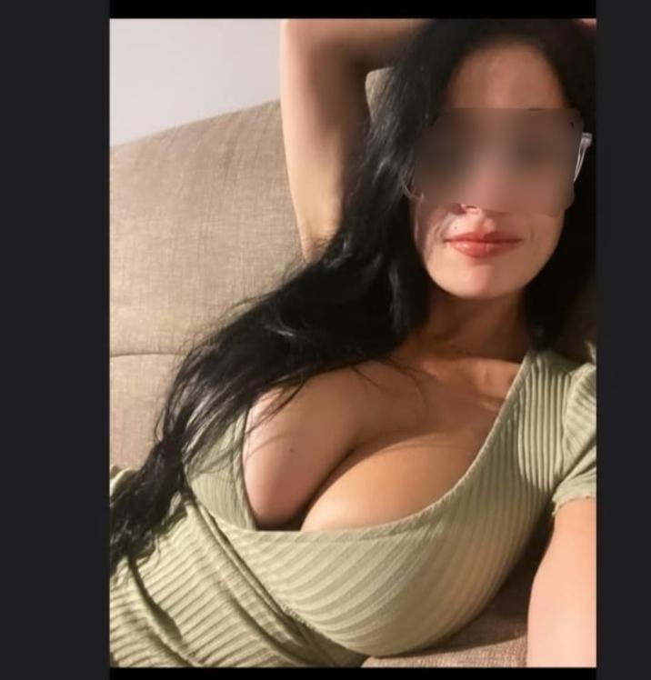 Chica busca chico en Tenerife: 