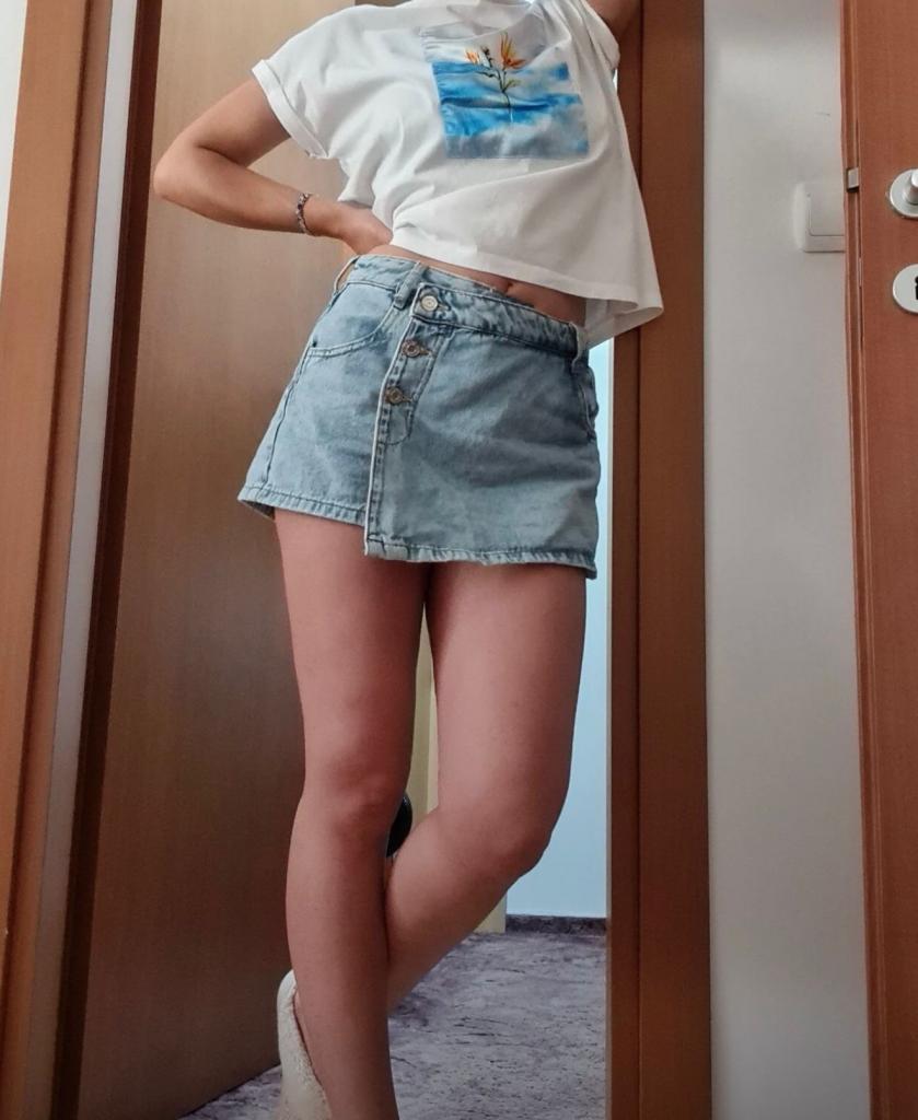 Chica busca chico en Cádiz: 