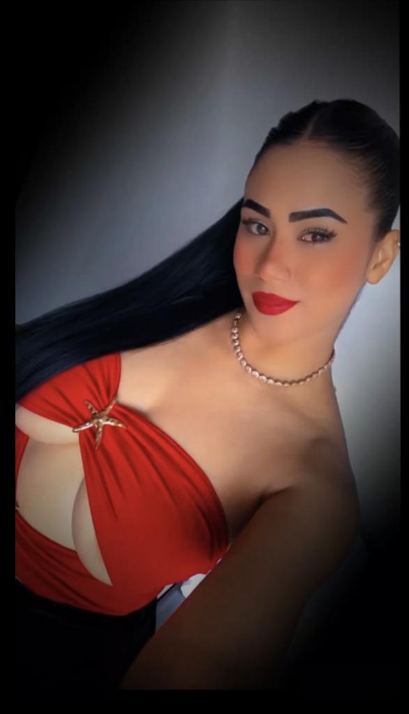 Chica busca chico en Almería: 