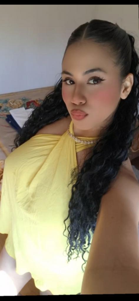 Chica busca chico en Almería: 