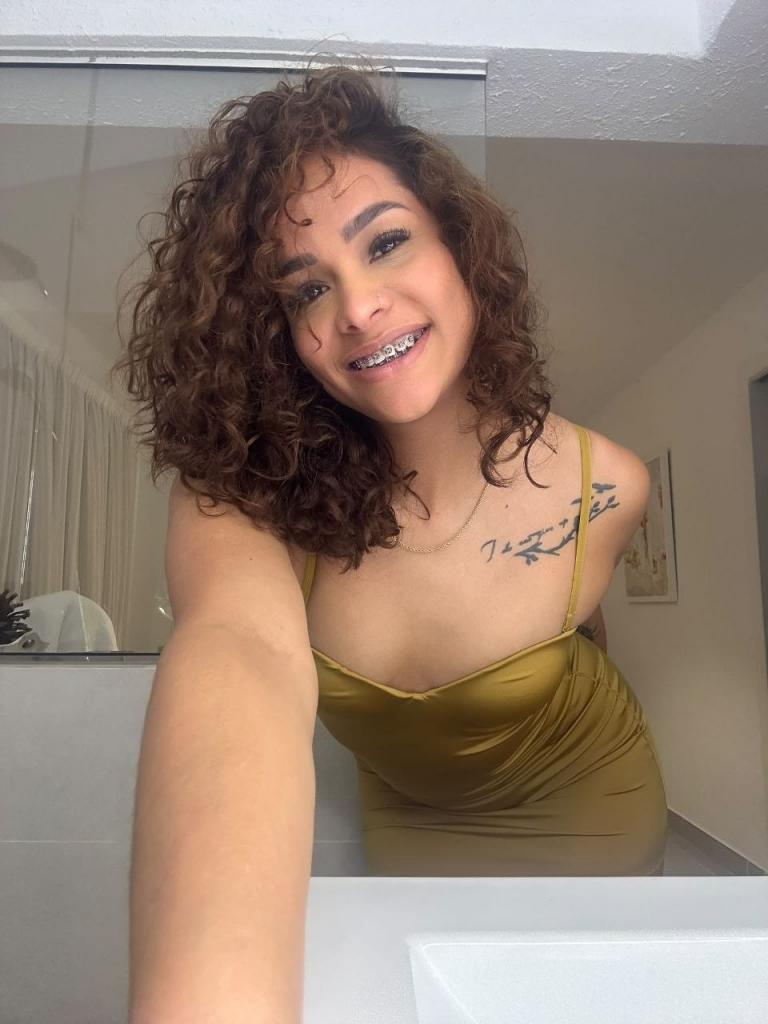 Chica busca chico en Tenerife: 