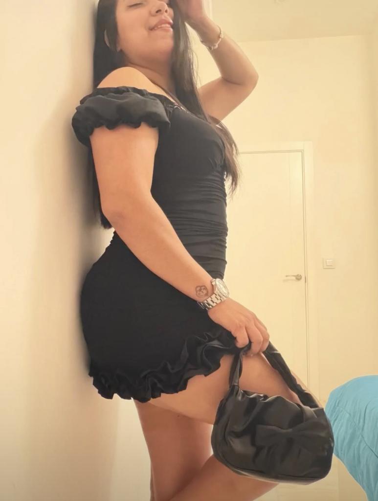 Chica busca chico en Cádiz: 
