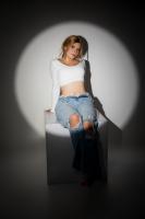 647604223: Chica busca chico en Madrid