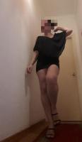 664541664: Chica busca chico en Barcelona