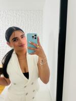 745092621: Chica busca chico en Ibiza