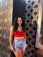613891084: Chica busca chico en Valencia