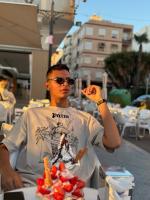 610965843: Chico busca chica en Valencia