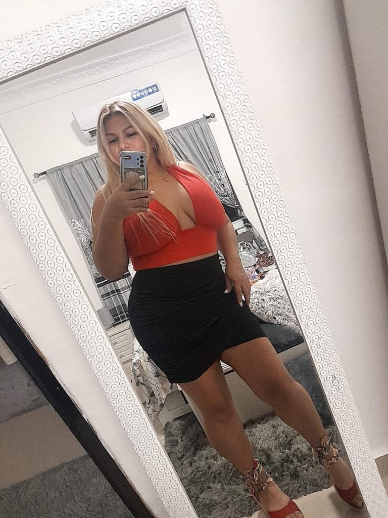 Chica busca chico en Murcia: 