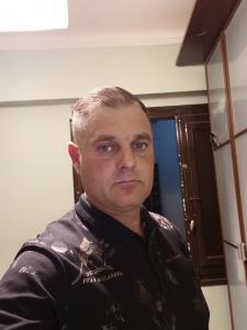 641690079: Chico busca chica en Valencia