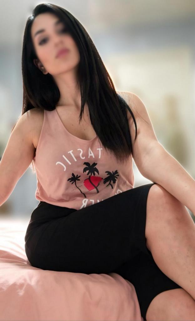 634607096: Chica busca chico en Murcia