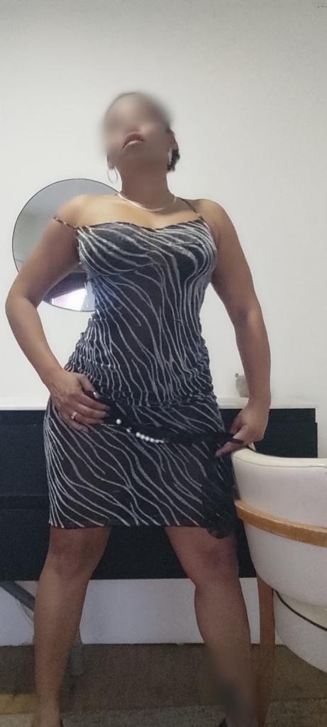 603910279: Chica busca chico en Castellón