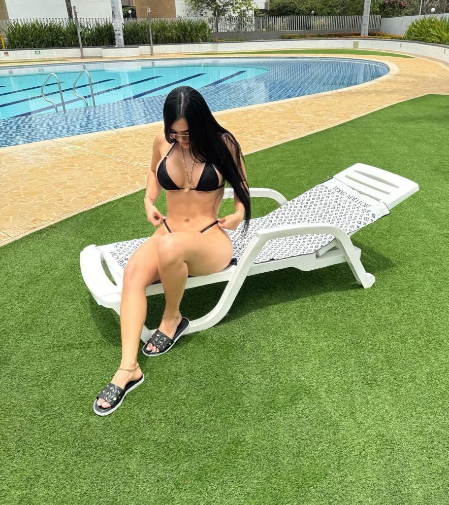 637032733: Chica busca chico en Badajoz