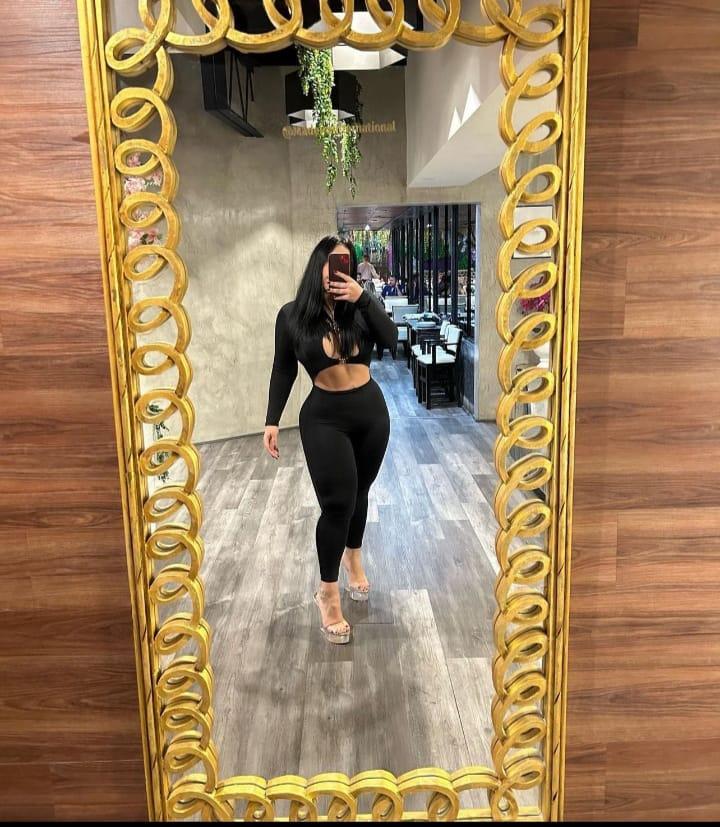642535615: Chica busca chico en Murcia
