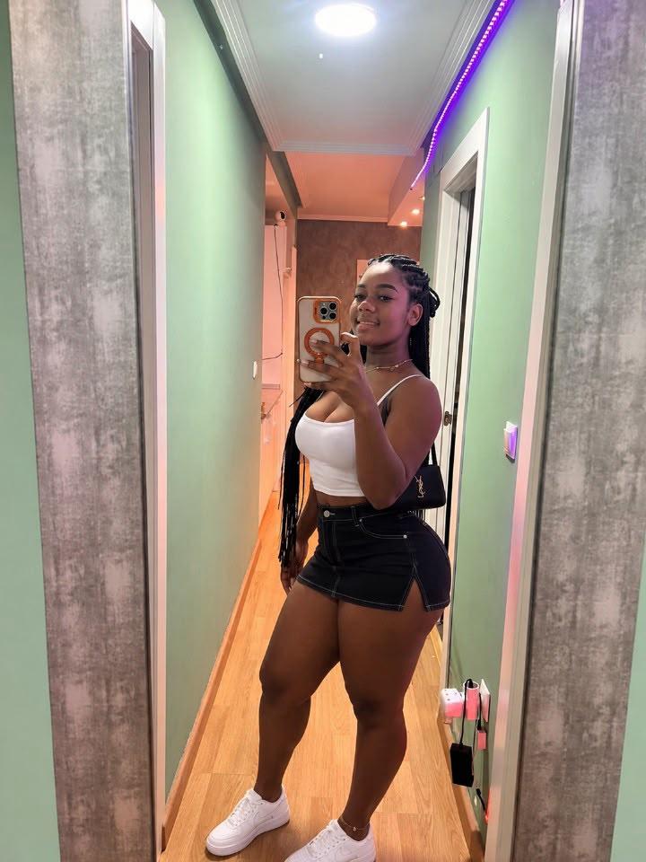 645824183: Chica busca chico en Alicante