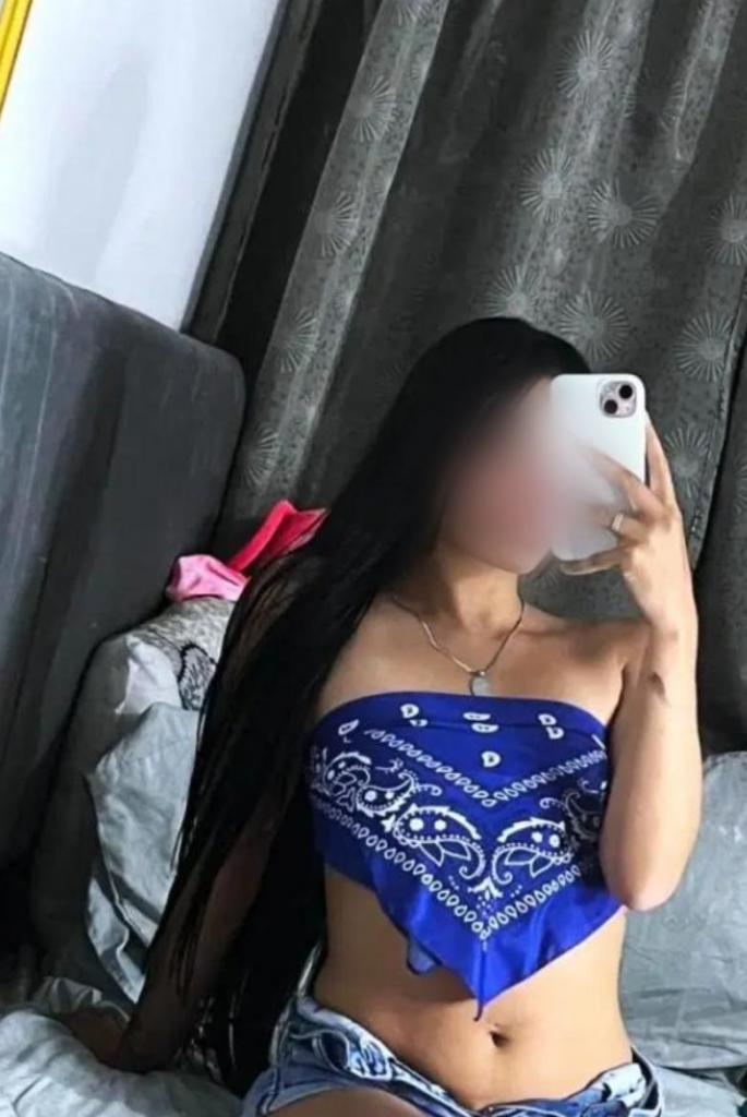 Chica busca chico en Sevilla: 