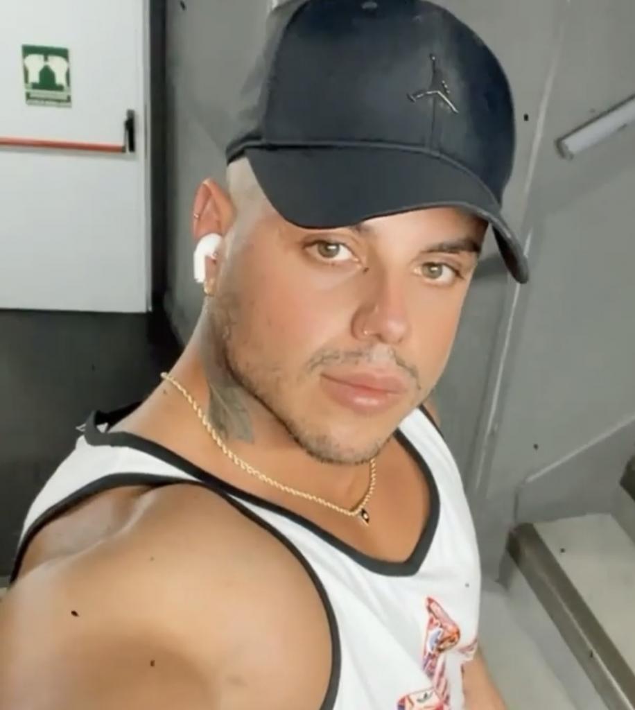 673262087: Chico busca chica en Madrid