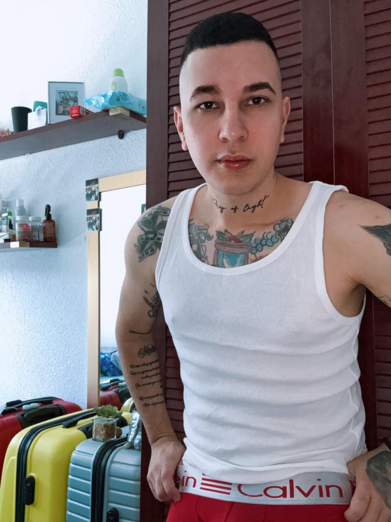 641292872: Chico busca chica en Madrid
