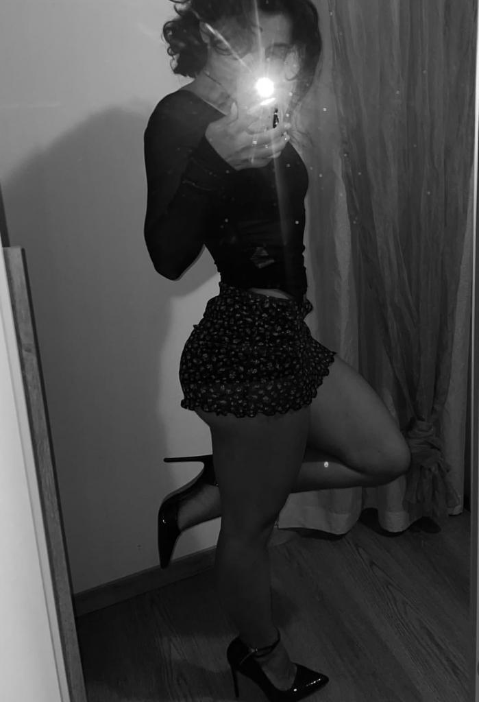 Chica busca chico en Alicante: 