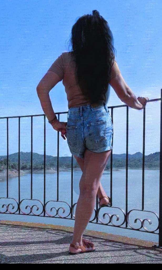 Chica busca chico en Almería: 