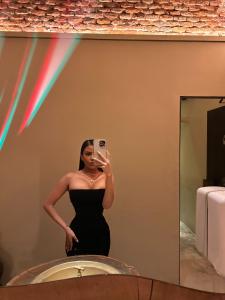 617794801: Chica busca chico en Málaga