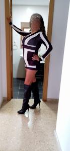 613828045: Chica busca chico en Barcelona