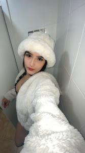 603690534: Chica busca chico en Madrid