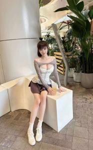 617895514: Chica busca chico en Madrid