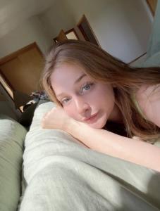 745092440: Chica busca chico en Alicante
