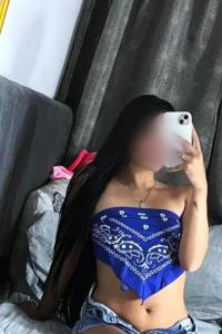 631973387: Chica busca chico en Sevilla