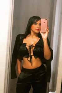 604180668: Chica busca chico en Ibiza
