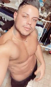 673262087: Chico busca chica en Madrid