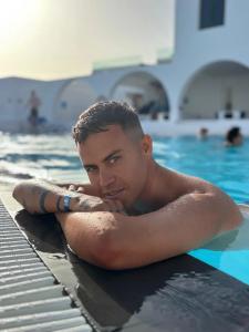 603803594: Chico busca chica en Las Palmas