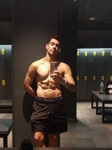 660269852: Chico busca chica en Barcelona