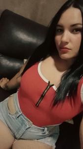 611373938: Chica busca chico en Sevilla