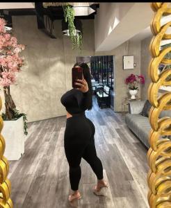 642535615: Chica busca chico en Murcia