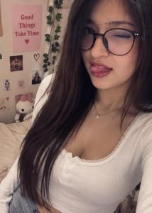 647163074: Chica busca chico en Málaga