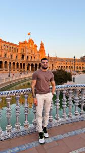 623532021: Chico busca chica en Madrid