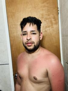 663858620: Chico busca chica en Valencia