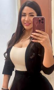 643086383: Chica busca chico en Granada